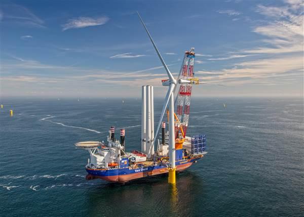 20210505 100828 offshore installation vessel aeolus 2