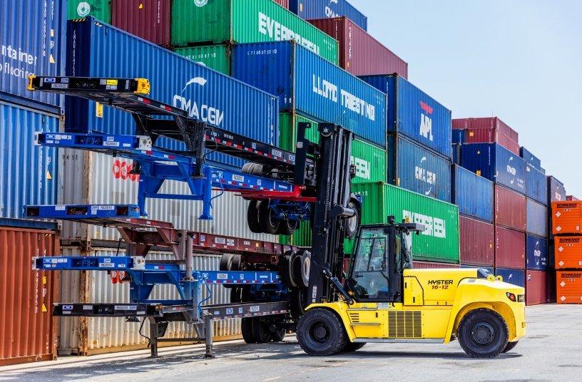 Hyster lithium ion lift trucks for 10 18 tonne loads b c14