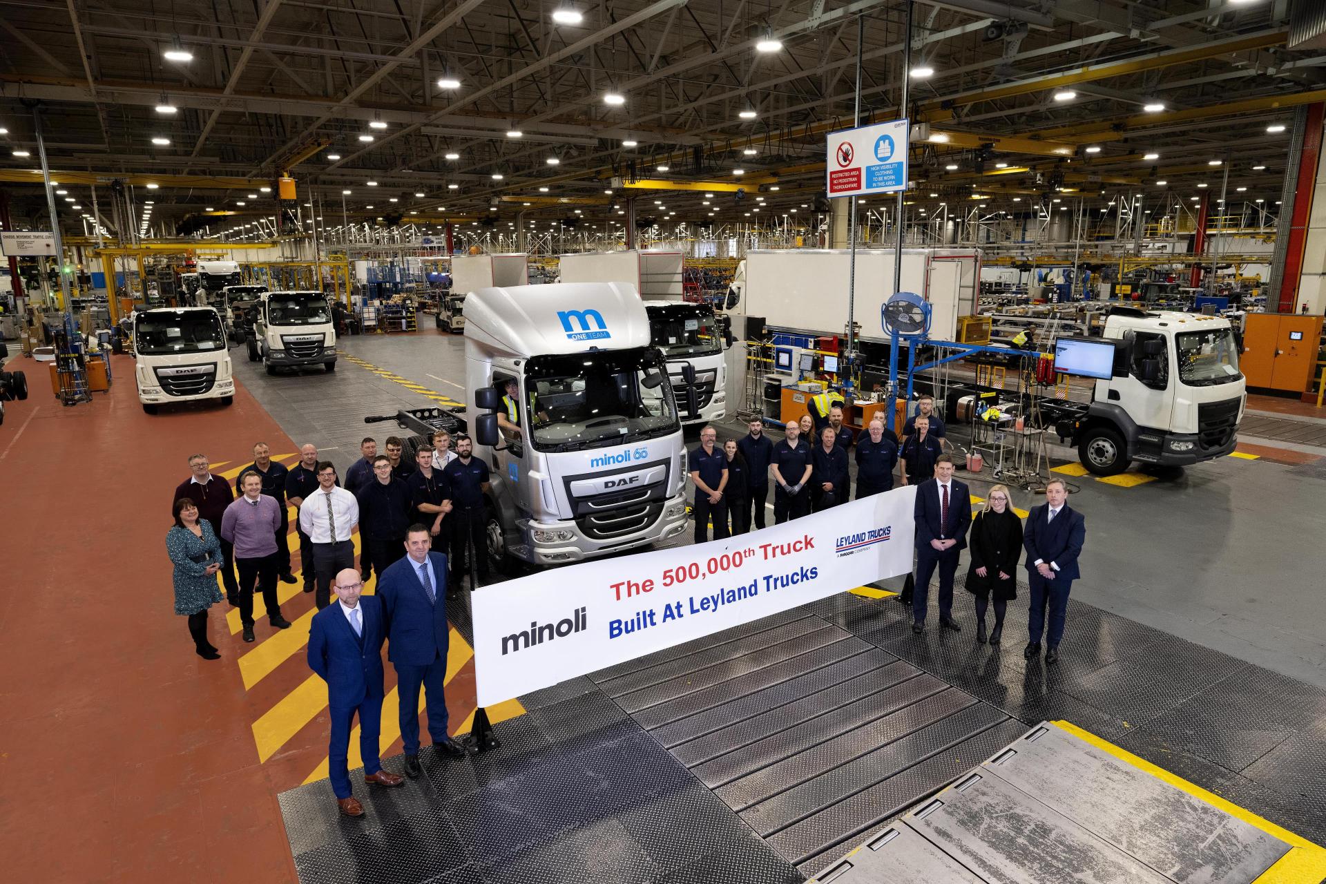 01 daf leyland trucks half million vehicle production milestone