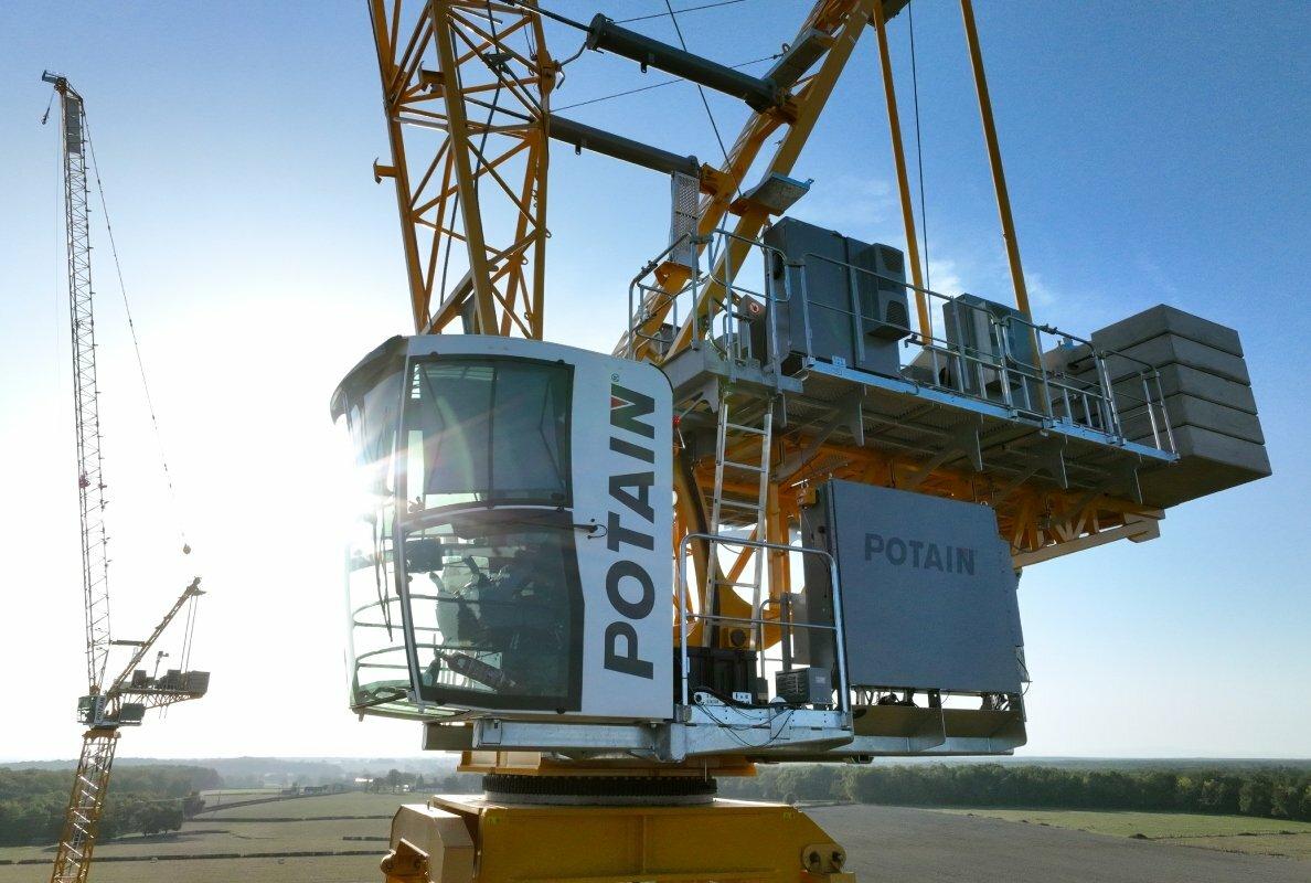 Manitowoc launches two new Potain luffing jib cranes