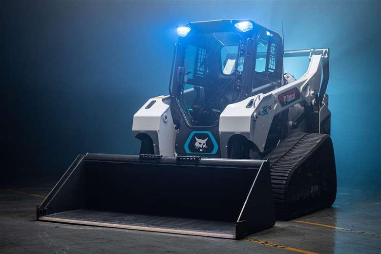 NJC.© - BOBCAT-World’s first fully-electric tracked loader