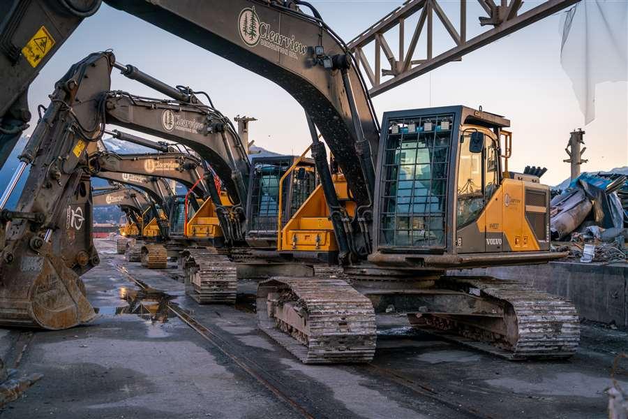 20240102 153124 volvo demolition guarding