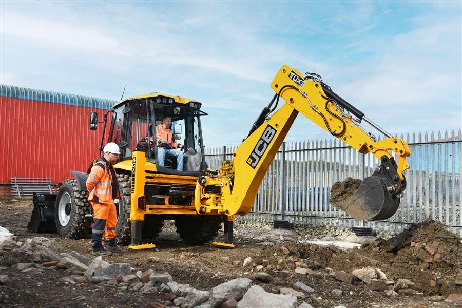 20240604 104241 jcb kplant press