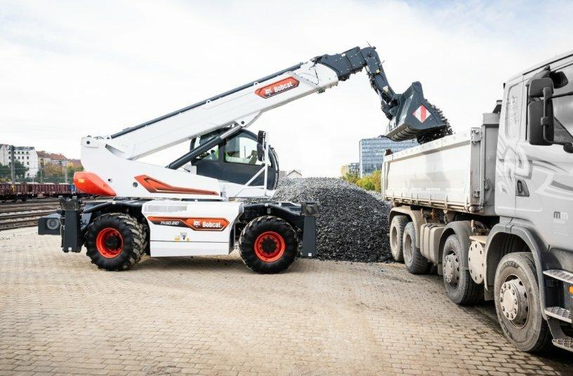 Bobcat Launches New Family of Rotary Telehandlers