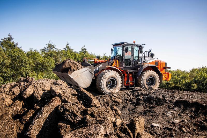 Hitachi Construction Machinery Americas Rolls Out ZW220-7 Wheel Loader