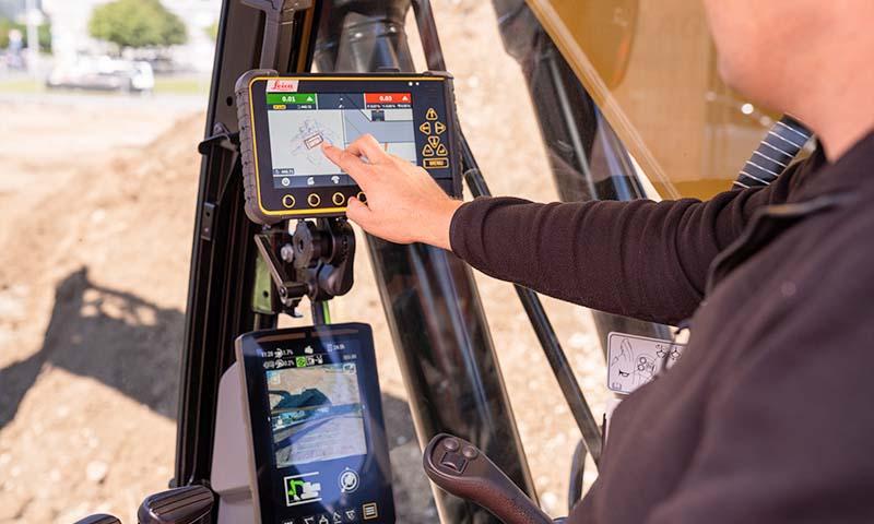 3D machine control compatibility option from Leica Geosystems now commercially available for Caterpillar NGH excavators