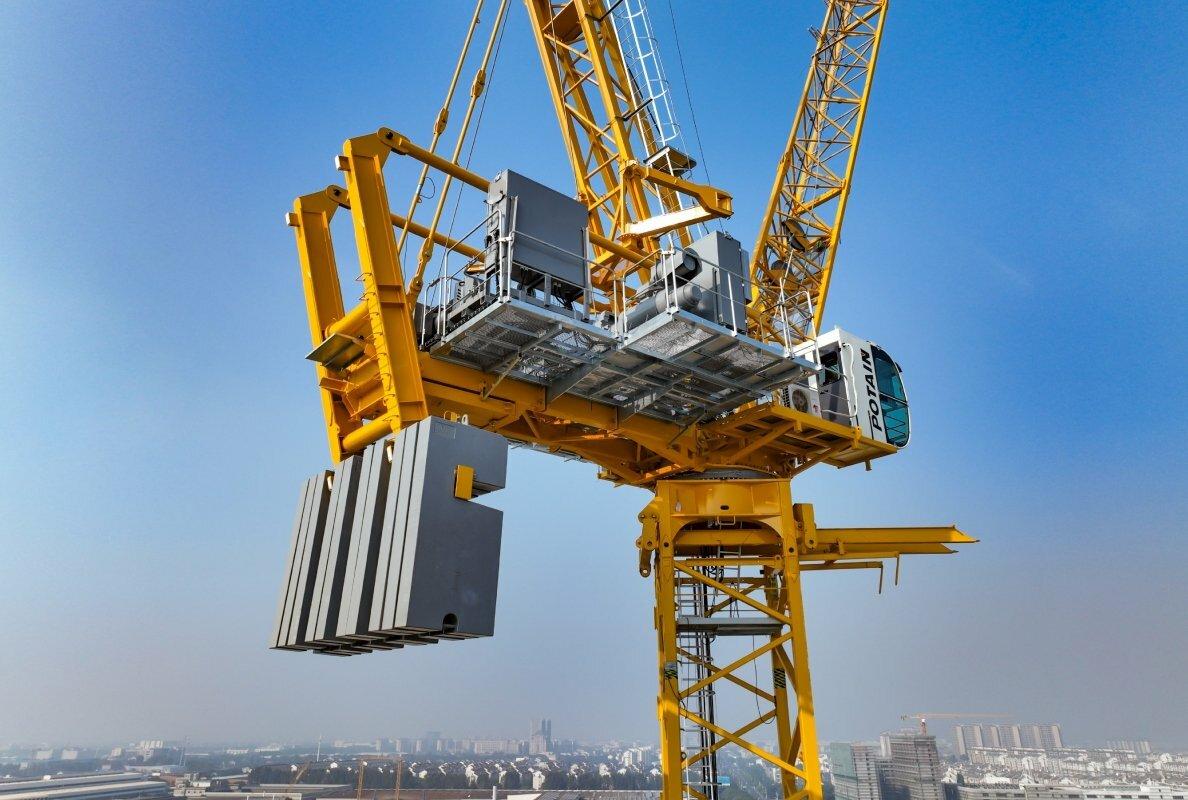 MONITOWOC-New Potain MCR 625 is a high-speed, high-performance luffing jib crane for the world’s fastest-growing markets