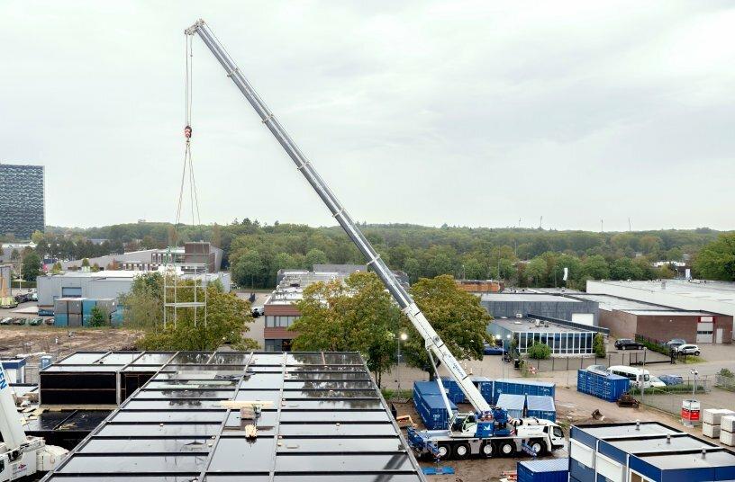 Dutch prefab specialist buys first grove crane and immediately sets it to work 2 bd0