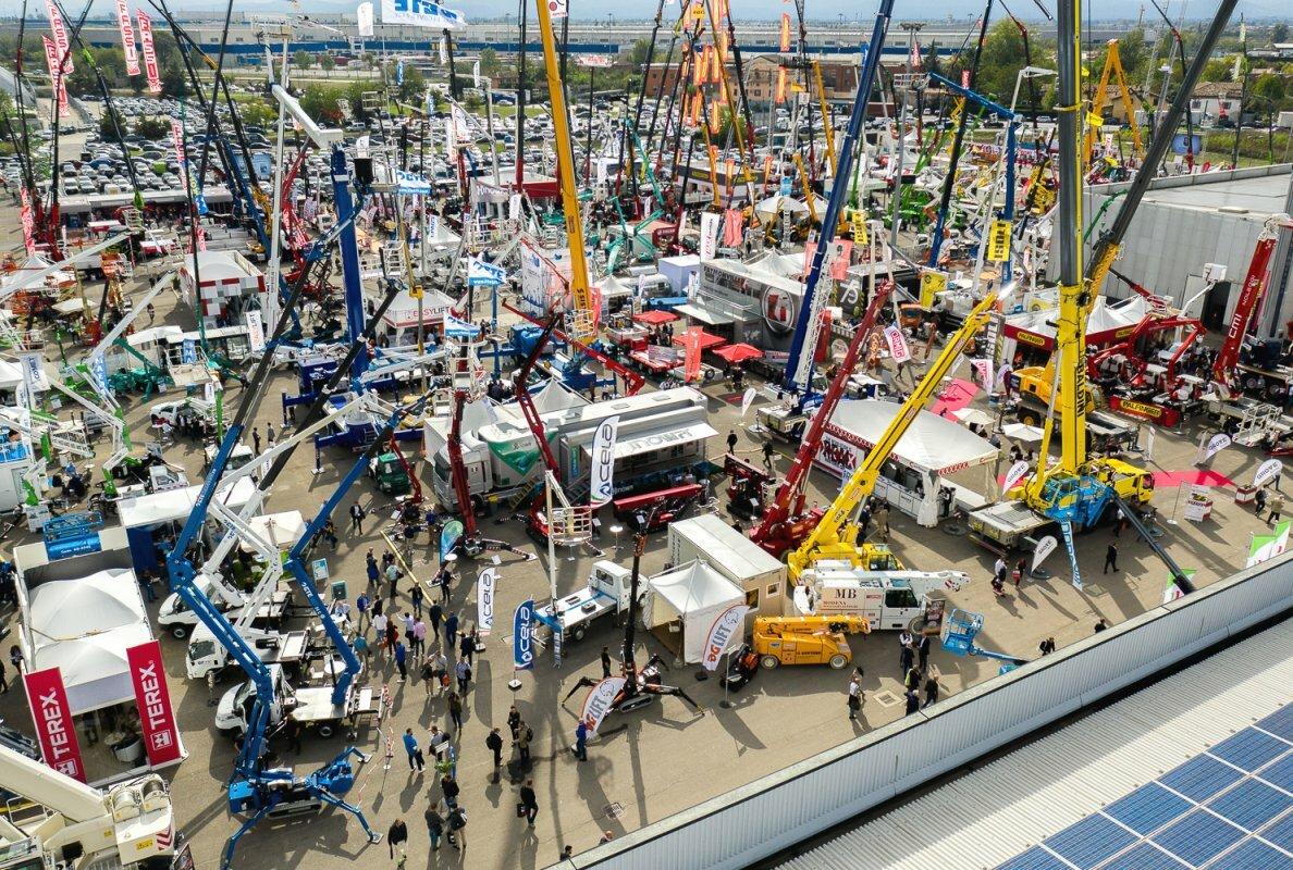 Final countdown begins for record breaking gis expo 01 1be