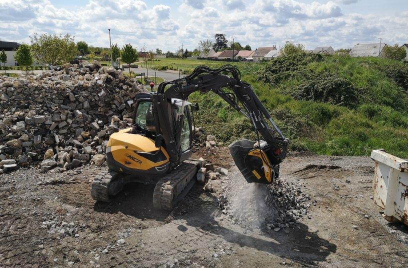 When Good Things Come in Small Packages: MB Crusher at INTERMAT