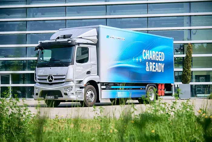 Gold german brand award 2022 for mercedes benz eactros launch campaign