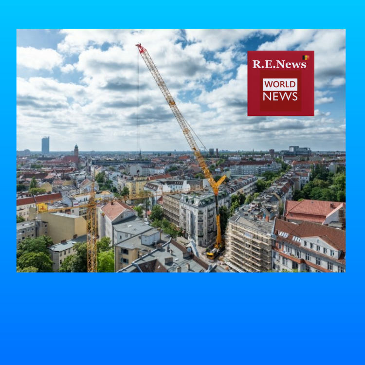 Grove GMK6450-1 overcomes transport restrictions to dismantle tower crane in the heart of Berlin