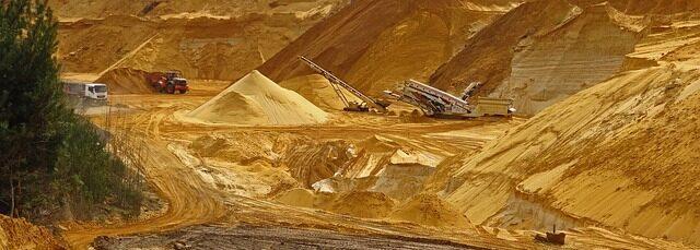 Open pit mining 567722 640 aspect ratio 42 15 2