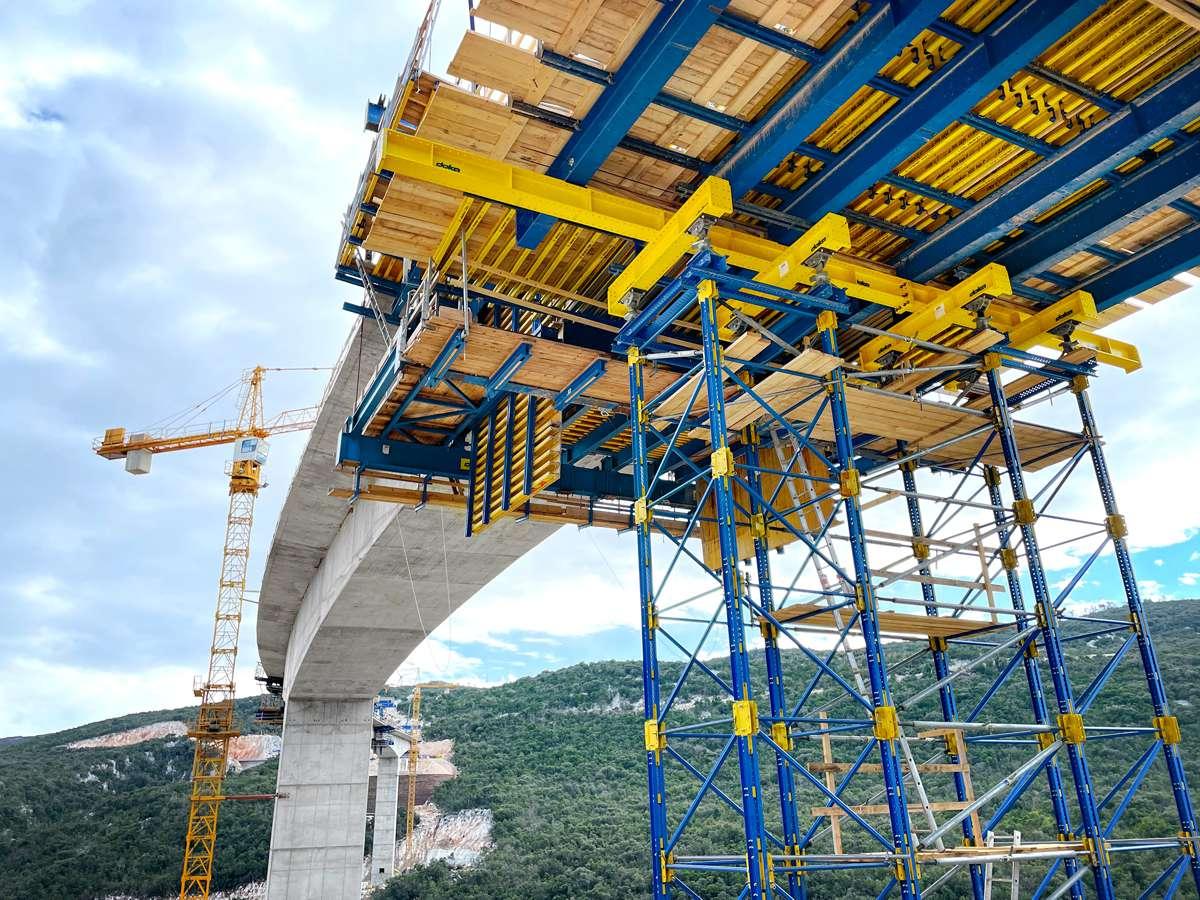 Doka UniKit Formwork brings plug and play to Smart Infrastructure