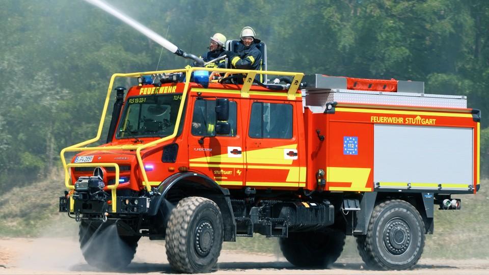 UNIMOG-Reinforcement for extreme situations: Stuttgart Fire Department relies on all-terrain Unimog