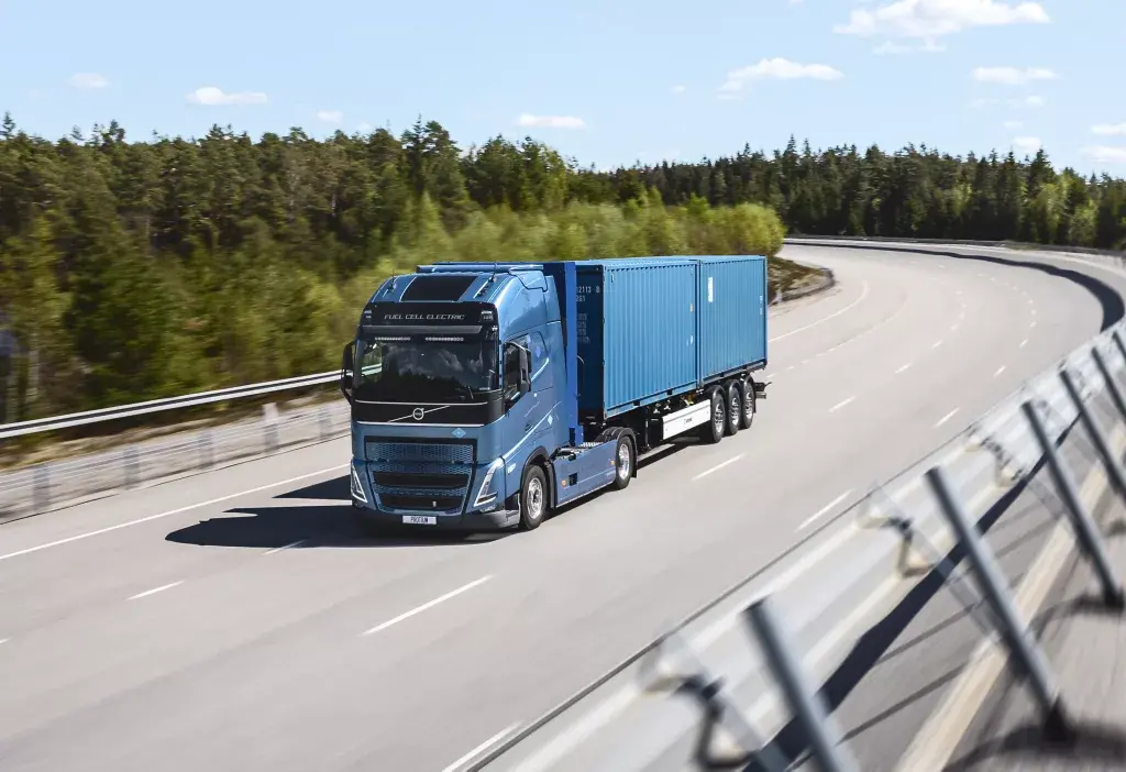 Volvo trucks showcases new zero emissions truck