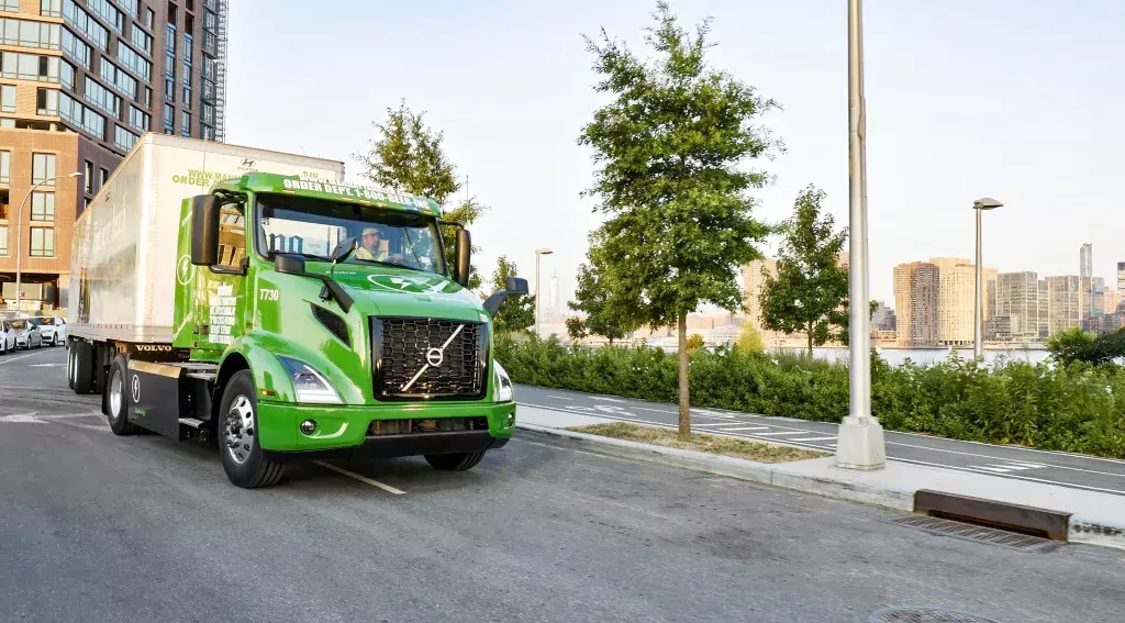 Volvo vnr electric manhattan beer streets of nyc