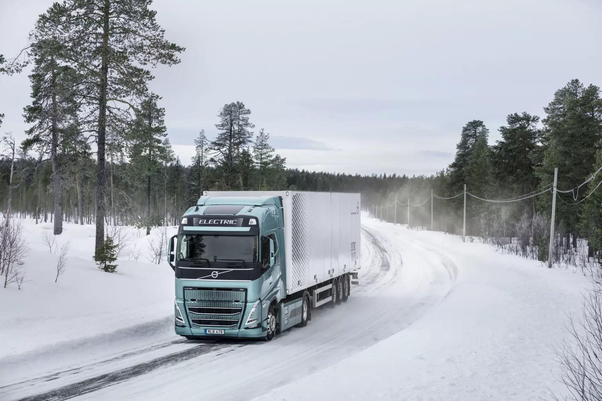 Volvos electric trucks tested in extreme winter weather 3